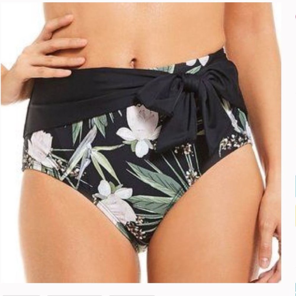 Antonio Melani High-waisted Bottoms